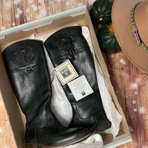 FRYE Melissa Logo Tall riding boots in Black